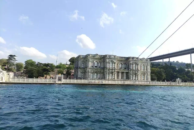 Bosphorus Lunch Cruise